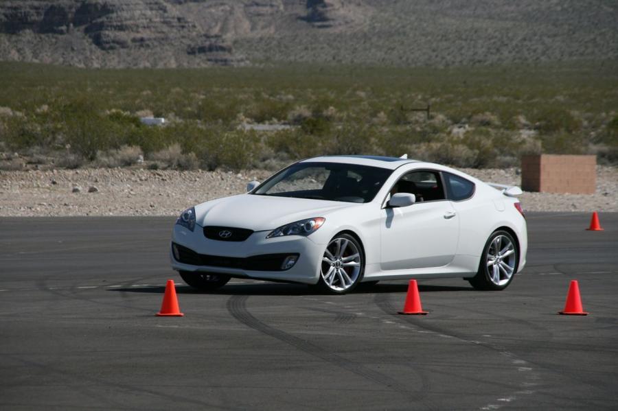  Hyundai Genesis Coupe 2010 года  (фото 117 из 300)